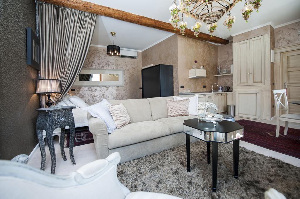 Apartment Piazza Rovinj Exterior photo